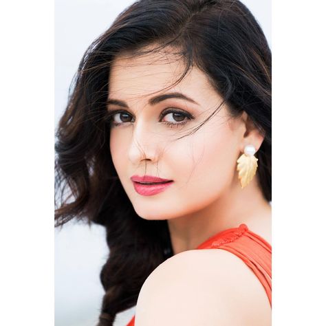 Dia Mirza Diya Mirza, Dia Mirza, Beauty Shoot, Priyanka Chopra, Deepika Padukone, India Beauty, Beauty Face, Pretty Face, Beauty Women