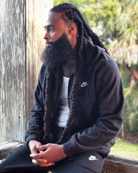 Dreads And Beard, Dark Brown Dreads Men, Dreds Locs Man, Men’s Long Loc Hairstyles, Long Dreads Black Man, Dread Designs, Afro Hair Fade, Male Hairstyle, Black Guy With Locs Aesthetic