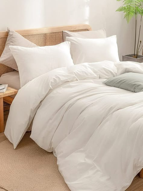 Material:100% 400 thread count high-quality long-staple cotton What's Included: 1 Duvet Cover+2 Zipper Pillowcases Size:Twin,Queen,King,Cal.King Size Pillowcase Duvet Cover Twin 20''x26'' 67"x87" Queen 20''x30'' 87"x90" King 20''x36'' 102"x90" Cal.King 20''x40'' 110"x96" Bed Comforter Sets White, Simple White Bedding, White Duvet Cover Aesthetic, White Comfy Bed, White Comforter Bed, White Bedding Aesthetic, Cozy White Bedding, Off White Bedding, White Bedding Ideas