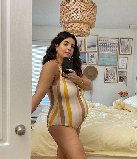 KATIA HANINE - Midsize blogger on Instagram: “No Mexican babymoon, no problemo 😎 Never thought I would be going through my first pregnancy with these unusual circumstances but I’m super…” Mid Size Pregnancy, Midsize Pregnancy, Curvy Swim, Midsize Outfits, First Pregnancy, Babymoon, Mid Size, Real Women, Bodycon Dress