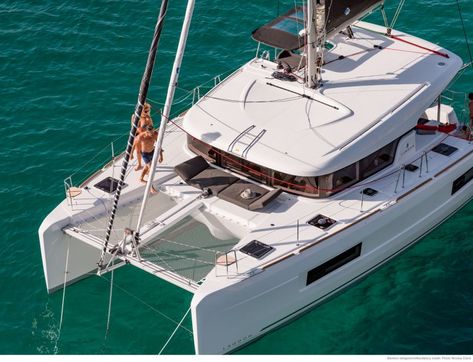 Lagoon Catamaran: sale, rental, catamaran and luxurious yacht construction - 40 Catamaran Charter, Catamaran For Sale, Sailing Yachts For Sale, Catamaran Yacht, Ocean Sailing, Sailboat Yacht, Power Catamaran, Sailing Holidays, Yacht Rental