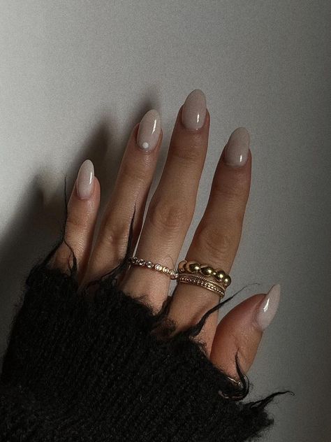 Winter Nail Trends, Nails 2025, Buff Nails, What To Wear Fall, Winter Manicure, Beige Nails, Clothes Jewelry, Cool Undertones, Winter Nail Designs