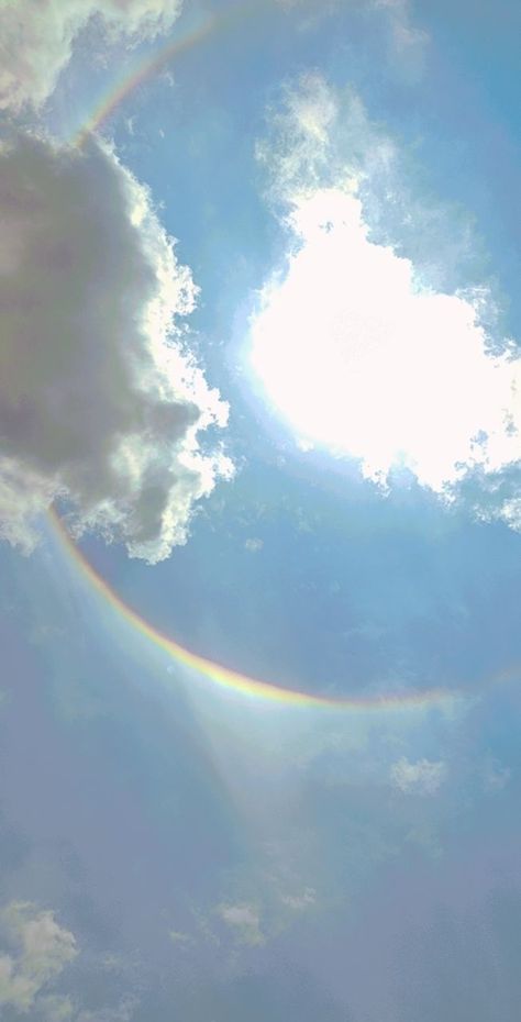 Sun Halo sky aesthetic beautiful rainbow Sun Halo Aesthetic, Sun Halo, Mammatus Clouds, Halo, India, Sun, Quick Saves, Nature