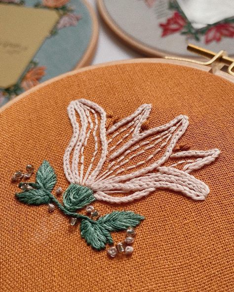 A single bloom from Wild Lilies frame design (pattern will be out this weekend).🌸 #moodygreenembroidery #handembroidery #embroiderypattern #diycrafts #etsyfinds Lily Embroidery, Lily Embroidery Pattern, Calla Lily Embroidery Pattern, Lily Flower Embroidery Designs, Stargazer Lily Embroidery, Tiger Lily Embroidery Pattern, India Dress, Frame Design, Etsy Finds