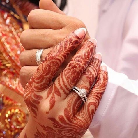 #weddingrings #indianweddingphotographer #photography #newjerseyweddingphotography Engagement Portraits Poses, Hand Dpz, Wedding Couple Pictures, Bridal Mehendi Designs Hands, Modern Mehndi Designs, Mehndi Images, Bridal Mehendi Designs, Mehndi Designs For Girls, Hand Pictures