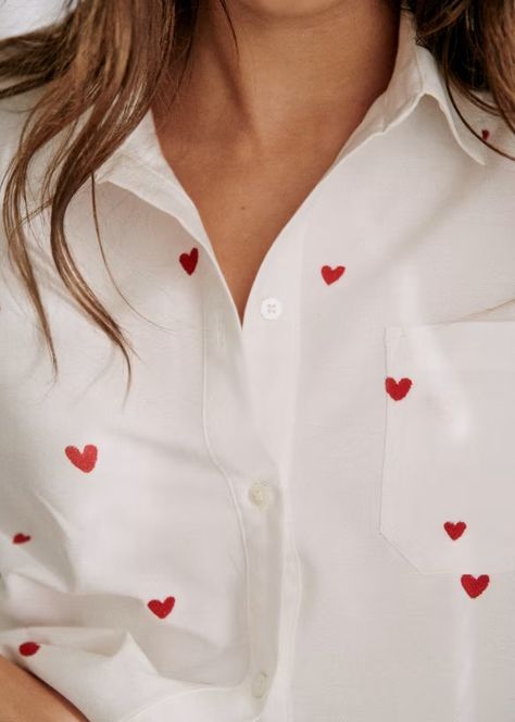 Tomboy Shirt - Ecru Green Stripes - Cotton - Sézane Tomboy Shirts, Cotton Textile, Shirt Embroidery, Heart Shirt, Red Hearts, Embroidered Denim, Collar Blouse, White Outfits, Embroidered Shirt