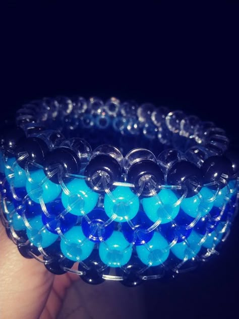 Blue Kandi, Rave Kandi Ideas, Kandi Crafts, Kandi Cuff Patterns, Scene Jewelry, Kandi Inspo, Kandi Cuffs, Diy Kandi Bracelets, Pony Bead Bracelets