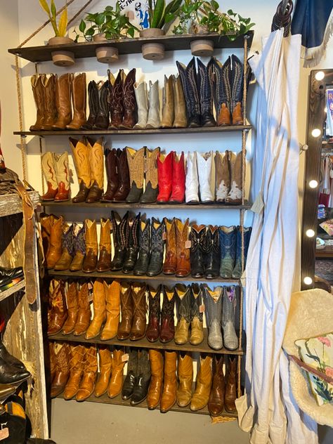 Cowboy Boot Storage, Boot Storage, House Organisation, Shoe Display, Display Storage, Cowboy Boot, Storage Room, Dressing Room, Storage Ideas