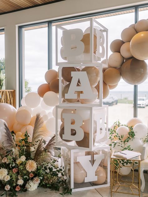 Teddy Bear Baby Shower Theme, Décoration Baby Shower, Baby Shower Themes Neutral, Classy Baby Shower, Bear Baby Shower Theme, Amazon Baby Registry, Baby Shower Theme Decorations, Baby Shower Deco, Outdoor Baby Shower