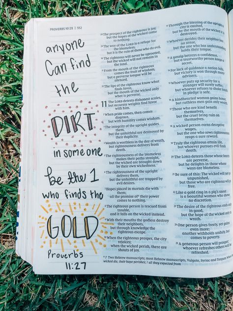 Proverbs 10 Bible Journaling, Proverbs 31 Bible Journaling, Preppy Bible, Learning The Bible, Food Journaling, Spiritual Wellbeing, Bible Study Aesthetic, Cute Bible Verses, Handwriting Ideas