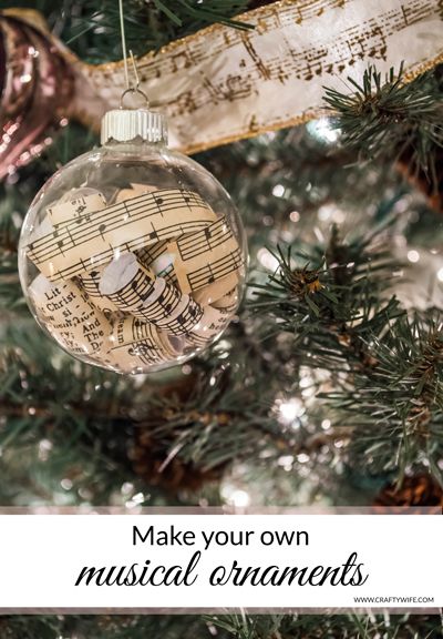 Make your own musical ornaments for your Christmas tree using glass bulbs and sheet music! Music Gifts Diy, Musical Christmas Decorations, Sheet Music Ornaments, Music Christmas Ornaments, Music Tree, Sheet Music Crafts, Music Ornaments, Holiday Crafts Diy, Music Crafts