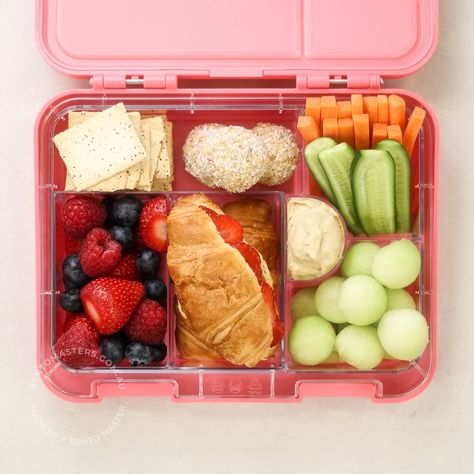 Simple Bento Box, Bento Box Lunch For Adults, Kids Lunch Ideas, Kids Lunch Box Meals, Veggie Sticks, Picky Toddler Meals, Lunch Box Idea, Fruit Lunch, Lunch Prep