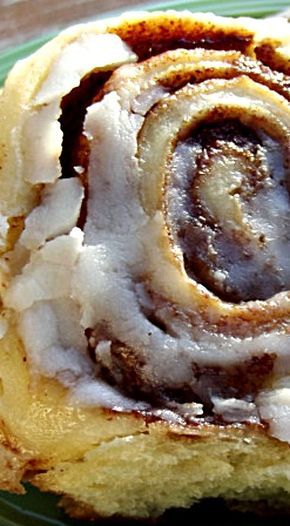 Amish Cinnamon Rolls ❊ Schoolhouse Cinnamon Rolls, Old West Cinnamon Rolls Recipe, Mrs Winners Cinnamon Rolls Recipe, Amish Cinnamon Rolls Recipes, Amish Baking Recipes, Sweet Rolls Recipe Sticky Buns, Amish Cinnamon Rolls Homemade, Amish Recipes Dessert, Refrigerator Cinnamon Roll Recipes