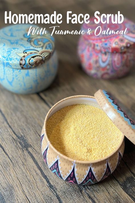 This DIY turmeric face scrub is absolutely gorgeous. I’m obsessed with turmeric at the moment. I’m eating it, putting it in soaps, & rubbing it on my face too! Turmeric Face Scrub, Homemade Scrubs, Face Scrub Recipe, Diy Wrinkles, Skincare Recipes, Diy Face Scrub, Homemade Things, Turmeric Face, Oil Cleansing