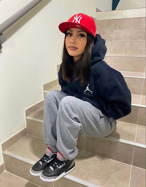 Comfy Baddie Outfits, Looks Hip Hop, Comfy Fall Outfits, Tomboy Style Outfits, Chill Outfits, Streetwear Fashion Women, Cute Comfy Outfits, Teenager Outfits, Tomboy Fashion