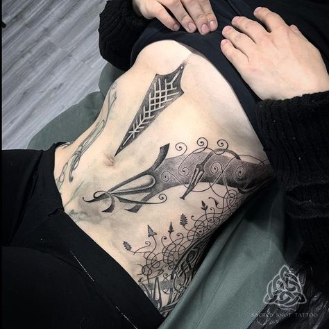 Sean Parry on Instagram: "Teresa’s bodysuit continues.. I think Teresa now has the right so say that she’s the most heavily tattooed person I’ve ever worked with. We’ve worked from the tips of her toes to what you see here. Madness!! I’m so honoured to have decorated her in so many beasties :) And there are even more dragons, wyrms, and snakes to come! #nordic #nordictattoo #dotwork #knotwork #urnes #vikingtattoo" Nordic Snake Tattoo, Viking Dotwork Tattoo, Nordic Snake, Knotwork Tattoo, Tattooed Person, Viking Knotwork, Heavily Tattooed, Knot Tattoo, Aquarius Season