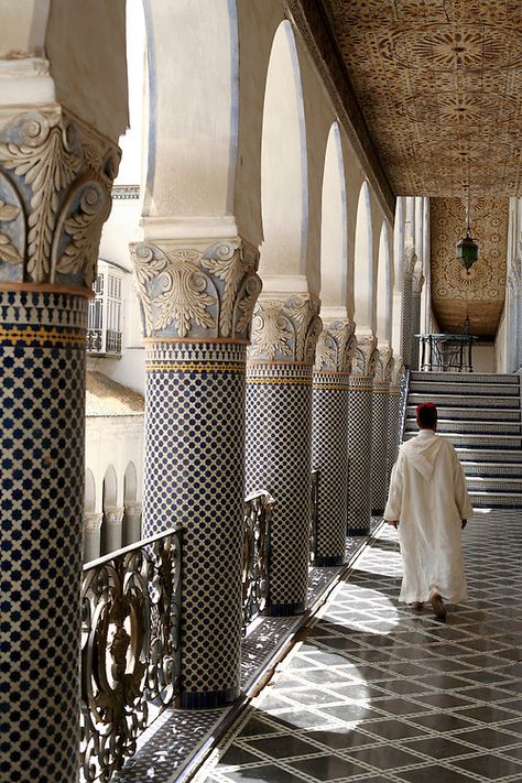 Moroccan Interiors Marrakech Morocco, Morocco House, Medina Morocco, Medina Marrakech, Morocco Aesthetic, Moroccan Aesthetic, Fez Morocco, Moroccan Culture, Moroccan Art