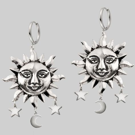 Moon Dream Catcher, Dream Catcher Earrings, Sun Face, Pierced Jewelry, Moon And Star, Sun And Moon, Moon Pendant, Star Charms, Sun Moon