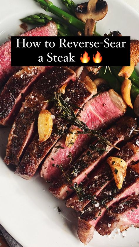 Reverse Sear Steak, Delmonico Steak, Cottage Recipes, Sirloin Steak Recipes, Ribeye Steak Recipes, Searing Meat, Whats Gaby Cooking, Ny Strip Steak, Top Sirloin Steak