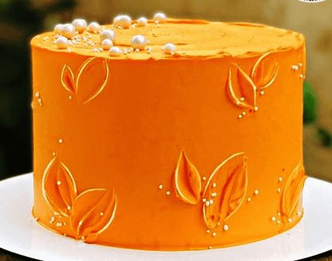 Orange Birthday Cake For Women, Orange And Gold Cake, Orange Color Cake Birthday, Orange Cake Design, Orange Color Cake, Orange Birthday Cake, Cake Design For Men, Color Cake, Orange Icing