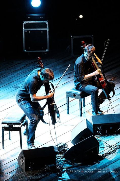 2 Cellos, the electric cello sounds Hello Cello, 2 Cellos, Cello Photography, Electric Cello, Violin Family, Stjepan Hauser, Cello Music, Can You Feel It, Music Express