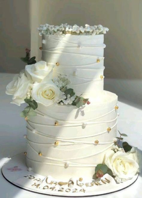 3 Leches Wedding Cake, Different Wedding Cake Ideas, Wedding Cake For 100 Guests, White Birthday Cake Design, Engagement Cakes Simple, Engagement Cake Designs Classy, Civil Wedding Cake, 2 Tier Wedding Cakes Simple Elegant, Cake Wedding Elegant