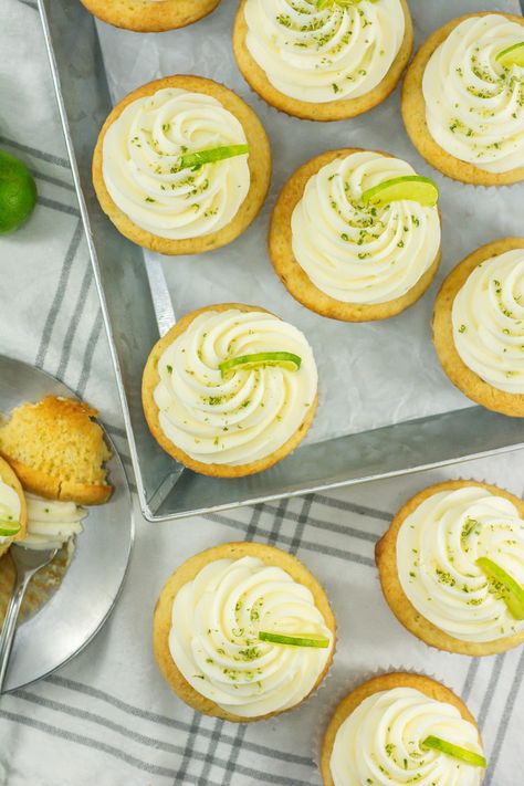 These fluffy Key Lime Cupcakes are bursting with key lime flavor! The rich frosting is perfectly balanced with key lime and cream cheese, making them the ultimate citrusy treat. Key Lime Cupcakes Recipe, Key Lime Cream Cheese Frosting, Lime Cream Cheese Frosting, Key Lime Buttercream, Key Lime Pie Cupcakes, Key Lime Cupcakes, Key Lime Desserts, Pudding Cupcakes, Lime Cupcakes