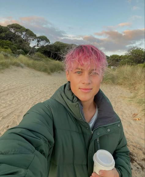 Pink Hair Guy, Surviving Summer, Surfer Guys, Percy Jackson Cast, Goofy Movie, Boy Celebrities, Cant Help Falling In Love, Brooklyn Baby, Summer Sky