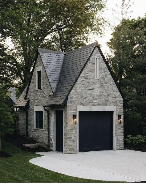 Stone Porches, Garage Guest House, Cottage Exterior, Minimal House Design, Brick Exterior House, Countryside House, Small Cottage, September 2, Exterior Brick