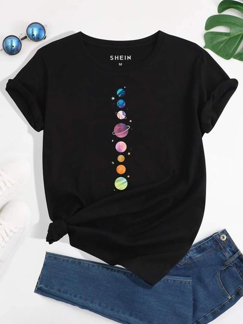 Black Tshirt Design, Outfit Informal, Printed Tee Women, T Shirt Painting, Cute Shirt Designs, T Shorts, Ladies Tee Shirts, Prom Dresses Blue, Print Tee