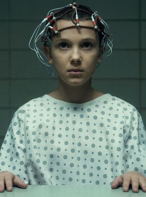 The best theories about the "Stranger Things" finale Stranger Things Finale, Feminist Halloween Costumes, 11 Stranger Things, Netflix Stranger Things, Stranger Things Costume, Stranger Things Quote, Stranger Things Season 3, Bobby Brown Stranger Things, Stranger Things Art