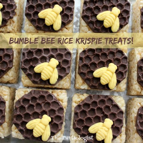 Bumblebee Food Ideas, Bumble Bee Treats, Bee Snack Ideas, Bee Snacks For Kids, Bee Themed Snacks Parties Food, Bee Snacks For Preschool, Bumble Bee Fruit Tray, Bumble Bee Charcuterie Board, Bumblebee Desserts