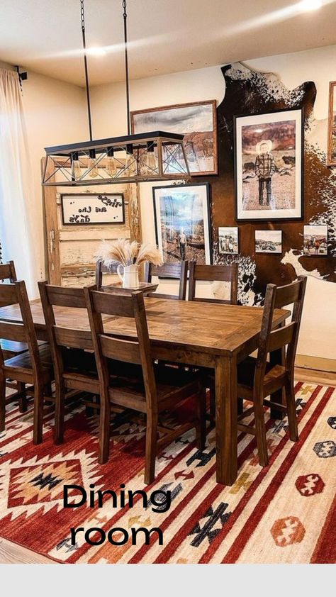 Western Home Decor Dining Room, Ranch Home Dining Room, Dining Room Western, Western Dinning Room Table, Boho Western Dining Room, Western Dinning Room Decor, Western Kitchen Ideas Rustic, Small Western Kitchen Ideas, Rustic Western Dining Room