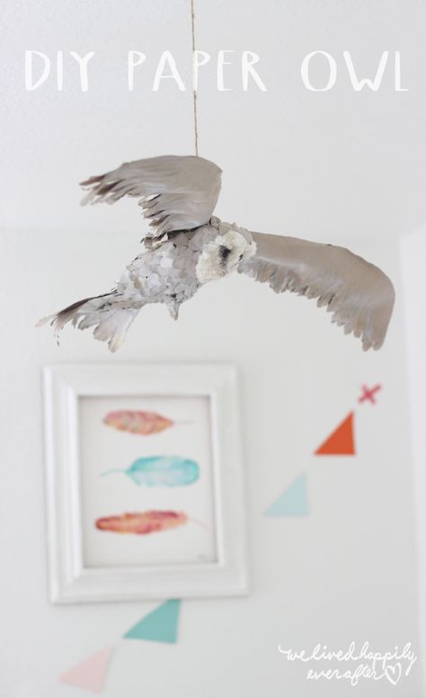 Hey Everyone! Today I am sharing the last DIY taxidermy stuffed animal from June’s Room. I really wanted to do a bird for June’s animal room, and my husband came up with the brilliant idea of an owl! June loves her owl & points up at it every night, saying, “Owl mommy!” I was worried … Owl Tutorial, Harry Potter Owl, Festa Harry Potter, Paper Owls, Anniversaire Harry Potter, Theme Harry Potter, Harry Potter Halloween, Paper Mache Crafts, Owl Crafts