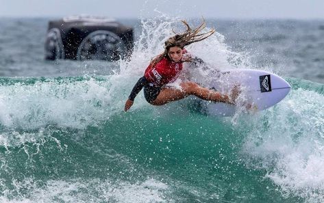 Surfer Caroline Marks is headed to the 2020 Olympics – Orange County Register Surfing Olympics, Olympic Surfing, Caroline Marks, Surfer Aesthetic, California Surfer, Surfing Tips, Surfer Boys, 2024 Poster, Olympic Swimming