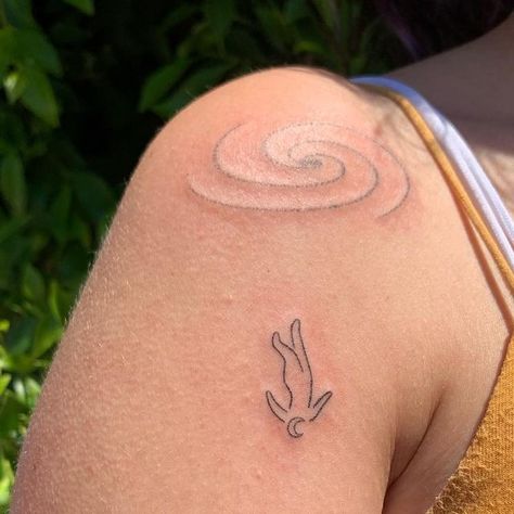 Non-Electric Tattoos on Instagram: "Thank you Eliza #handpoke done @brunswickfruitshop" Aura Tattoos, Tinky Winky, Hand Doodles, Koi Art, Hand Poke, Discreet Tattoos, Tattoo Inspo, Body Mods, Cute Tattoos