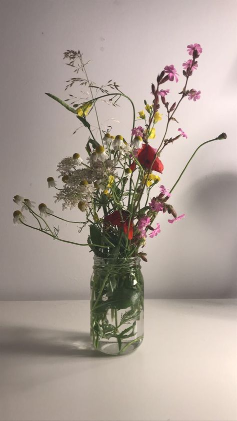 Wild Flower Vase, Wild Flowers In Vase, Wildflowers In Vase, Long Vase, Board Inspiration, Mood Board Inspiration, Flower Vases, Flower Power, Still Life