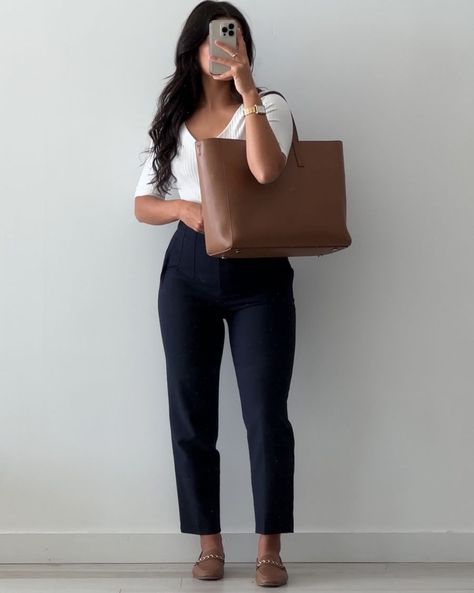 Creased Pants curated on LTK Feminine Workwear, Casual Wardrobe Essentials, Office Baddie, Capsule 2023, Casual Office Outfit, Angel Outfits, Conference Outfit, Internship Outfit, Dress Professional