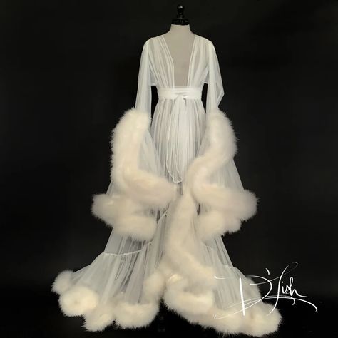 Fancy Robes, Wedding Nightgown, Long Bridal Robe, Fairy Tail Wedding, Feather Gown, Robe Wedding, Luxury Loungewear, Bridal Robe, Future Clothes