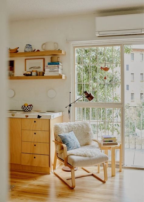 Annie Portelli, 1950s Apartment, Terrazzo Countertops, Terrazzo Countertop, 50s Home Decor, Flat Renovation, 50s Home, Bed Threads, Melbourne Home