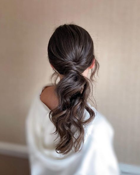 Totally obsessed with this ponytail I did for the lovely @luciamaysmith this morning who was being a bridesmaid for her friend’s wedding.… Ponytail Bridal Hair, Bridesmaid Ponytail, Low Pony Hairstyles, Bridesmaid Hair And Makeup, Prom Ponytail Hairstyles, Wedding Ponytail Hairstyles, Fancy Ponytail, Wedding Ponytail, Bridesmaid Hair Inspo