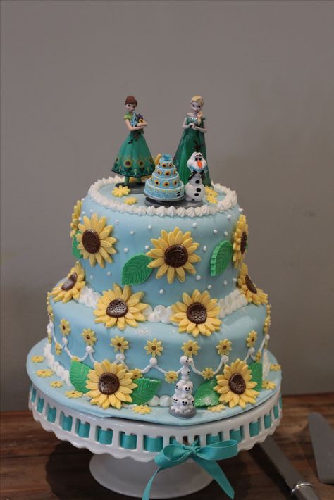 Frozen Fever Birthday Cake Frozen Fever Birthday Cake, Birthday Cake Summer, Frozen Fever Cake, Frozen Fever Birthday, Cake Summer, Frozen Summer, Frozen Birthday Cake, Spooky Halloween Party, Frozen Fever