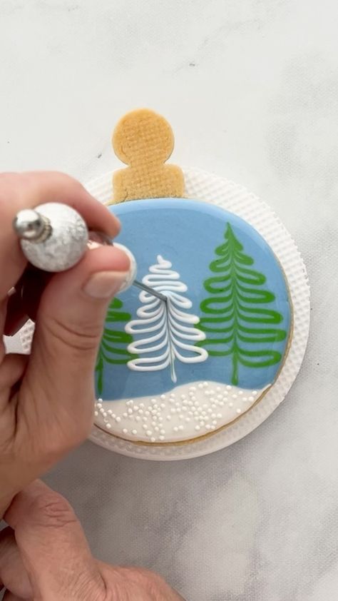 Ann Clark Ltd. (@annclarkcookiecutters) • Instagram photos and videos Snow Globe Cookies Royal Icing, Snow Globe Sugar Cookies Decorated, Snowglobe Cookies Decorated, Mini Christmas Cookies Decorated, Snow Globe Cookies Decorated, Winter Decorated Cookies, Snowglobe Cookies Christmas, Snow Globe Sugar Cookies, Winter Cookies Decorated