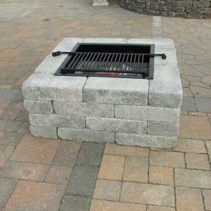 Pavestone Square Fire Pit - Harken's Landscape Supply & Garden Center - East Windsor, CT Types Of Fireplaces, Gazebo Diy, Diy Gas Fire Pit, Fire Pit Video, Diy Fire Pit Ideas, Fire Pit Gallery, Landscaping Grasses, Fire Pit Wall, Pergola Decor