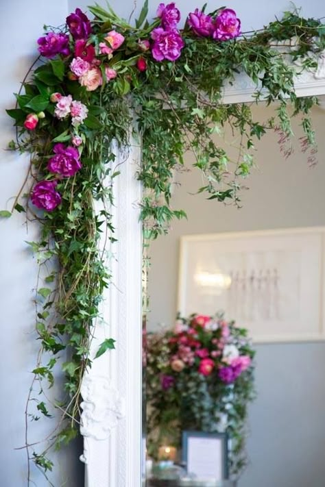 Window Floral Arrangements, Cascading Flower Arrangements, Floral Wall Arrangements, Indoor Floral Decor, Wedding Flower Archway, Decorating With Flowers, Flower Archway, Archway Decor, Budget Flowers