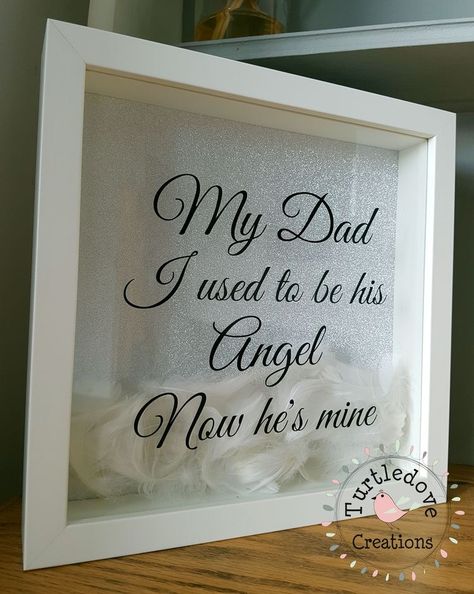 Cricut Memorial Projects With Photo, Memorial Box Frame Ideas, Diy In Memory Of A Loved One Ideas, Shadow Box Ideas For Passed Loved Ones, Memorial Diy Ideas, Fathers Day Shadow Box Ideas, Memorial Art Ideas, Memorial Shadow Box Ideas Mothers, Memorial Cricut Projects