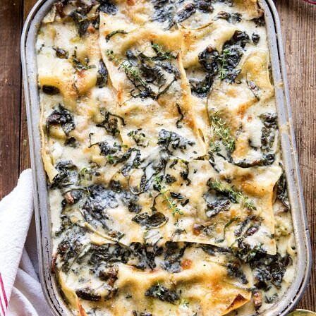 White Pesto Spinach Lasagna - Half Baked Harvest Lasagna Pesto, White Pesto, Pasta Entrees, Thanksgiving Casserole Recipes, Catering Decor, Pesto Lasagna, Thanksgiving Casserole, Pesto Spinach, Half Baked Harvest Recipes