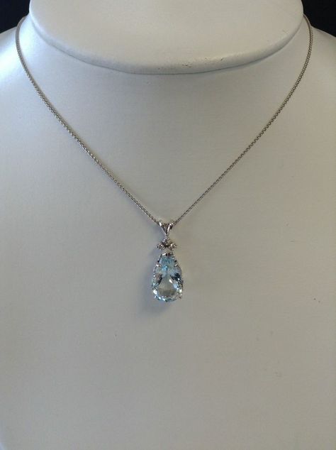 Diamond Shaped Necklace, Aquamarine Teardrop Necklace, Aquamarine Necklace Aesthetic, Necklace Diamond Pendant, قلادات متدلية, Beautiful Pendants, Fancy Jewelry Necklace, Pretty Jewelry Necklaces, Aquamarine Pendant