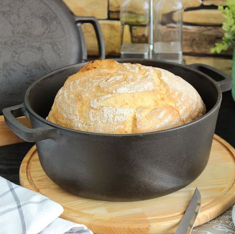 Easy Slow Cooker Beer Bread Recipe - cooking art Slow Cooker 2 Ingredient Beer Bread, Slow Cooker Beer Bread, Crockpot Beer Bread, Crispy Fries Recipe, Artesian Bread, Slow Cooker Bread, Beer Bread Recipe, Pork Chops And Potatoes, Chicken Fried Steak