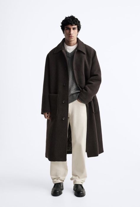 Wool Coat Outfit Men, Coat Outfit Men, Men Old Money, Wool Coat Outfit, Zara Street Style, Class Outfits, Oversized Wool Coat, Fitted Coat, Coat Outfit